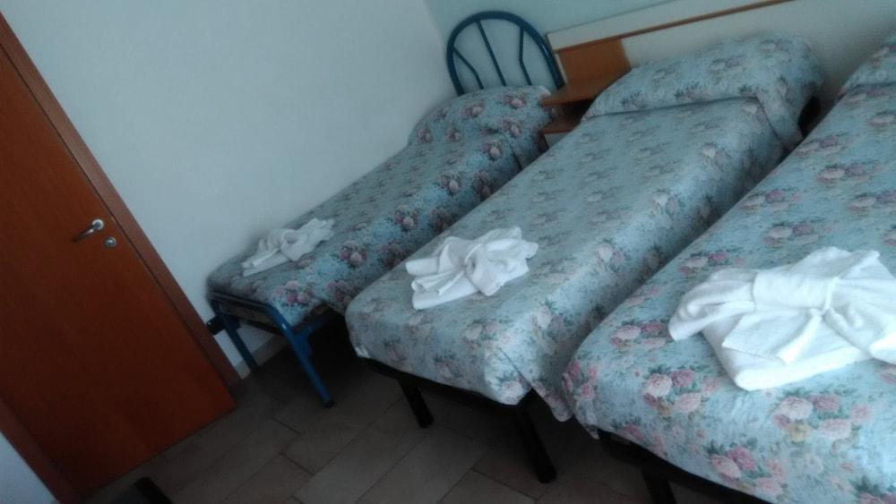 Hotel Marilonda Rimini Zewnętrze zdjęcie